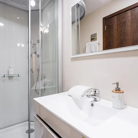 Apartamento Enigma Building *